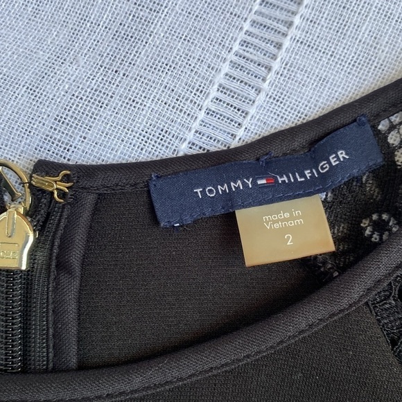 Tommy Hilfiger little black dress with long sleeves lace sleeves. - Picture 4 of 16